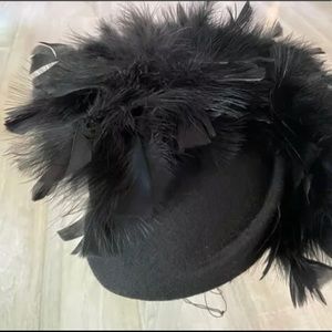 Cocktail Women's Black Wool Hat Black Feathers